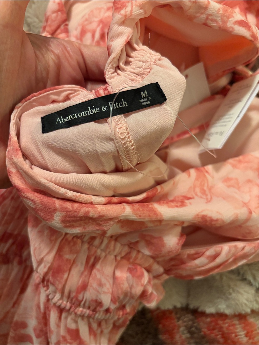 Abercrombie & Fitch Ruched Flowy Maxi Dress - Picture 14 of 16